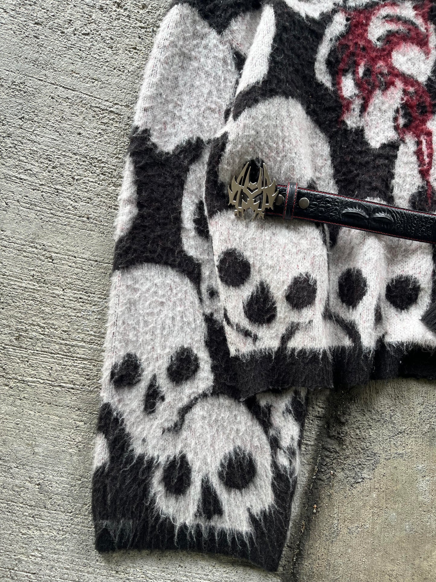 KILLHAVOC Belt and Sweater Set